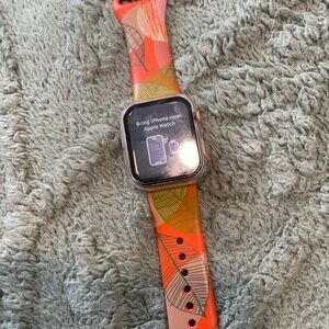Apple Watch SE, 40mm with GPS, Rose gold,